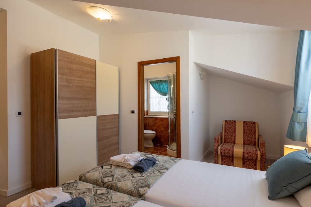 Hotel Villa Fontana 23/50