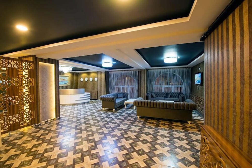 Kars-i Sirin Hotel 14/19