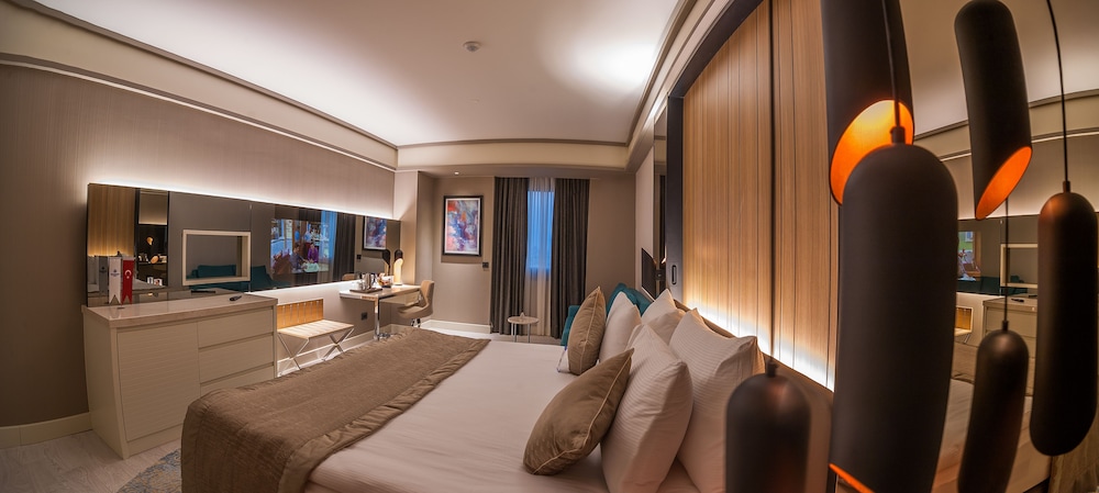 STANDARD, KING BED