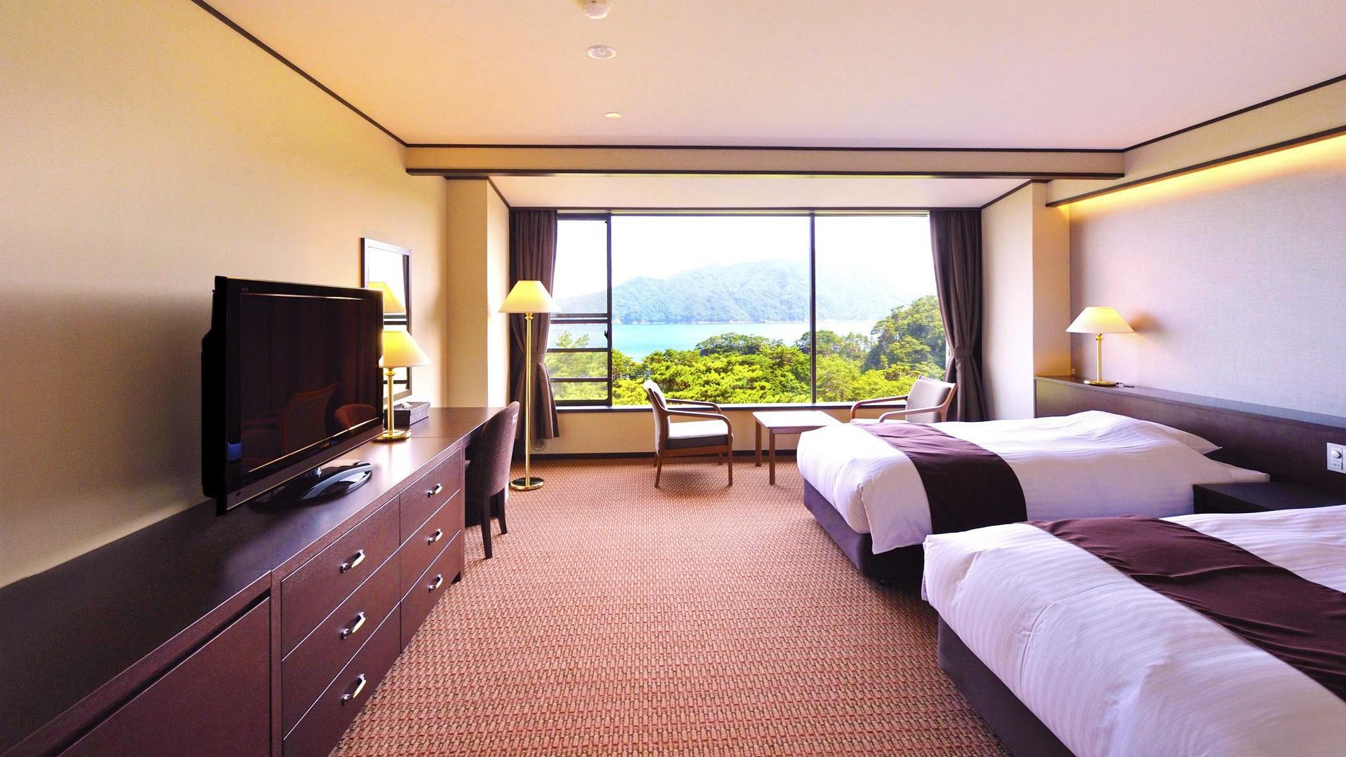Western, Ocean, Twin Beds, Side Ocean View, Ocean View