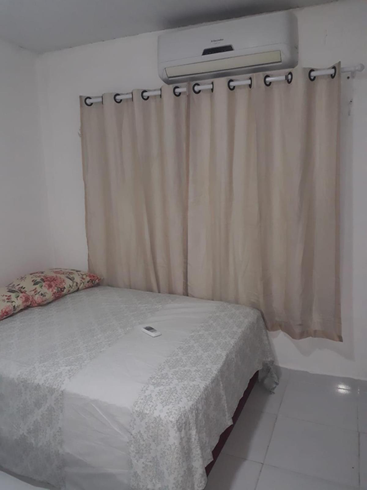 HOTEL LATINOS 2 17/50