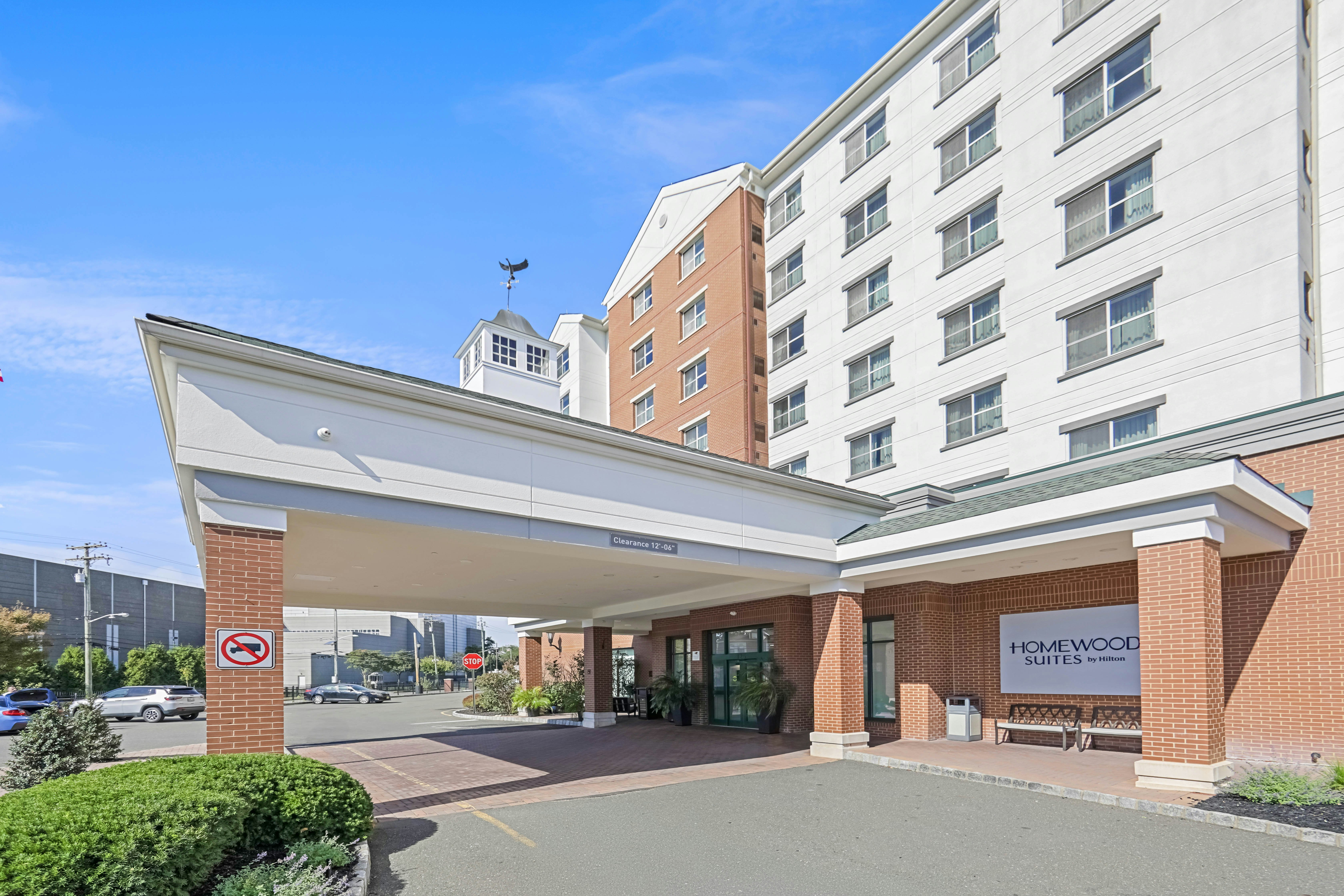 Homewood Suites by Hilton East Rutherford - Meadowlands, NJ 12/81