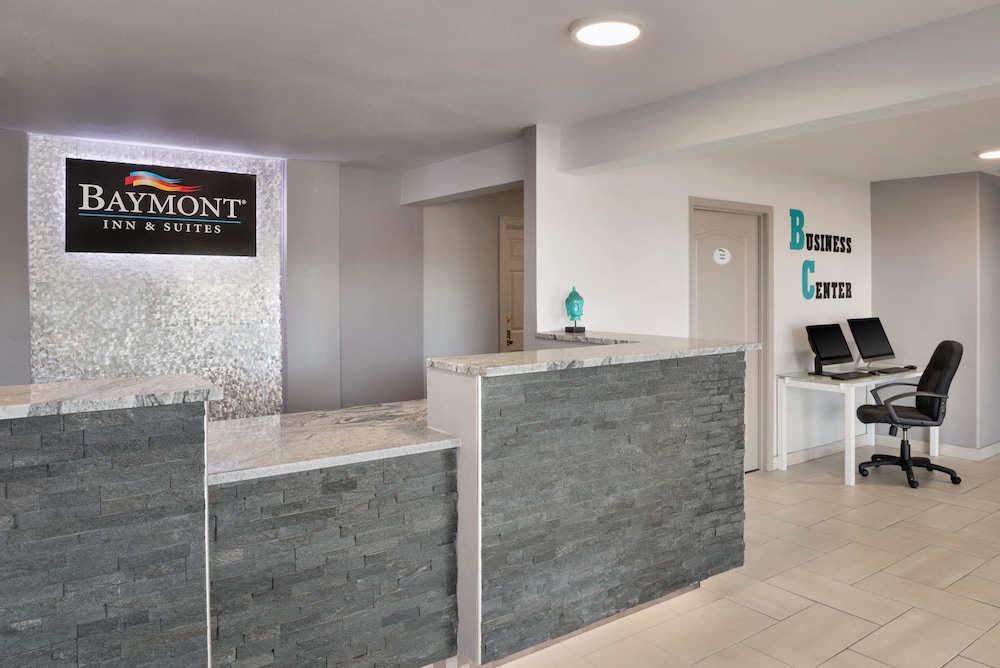 Baymont By Wyndham Des Moines North 5/41
