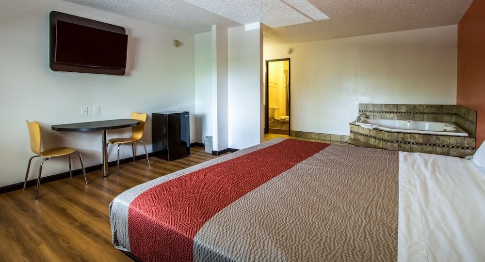 Motel6 Ashland, OH 15/46