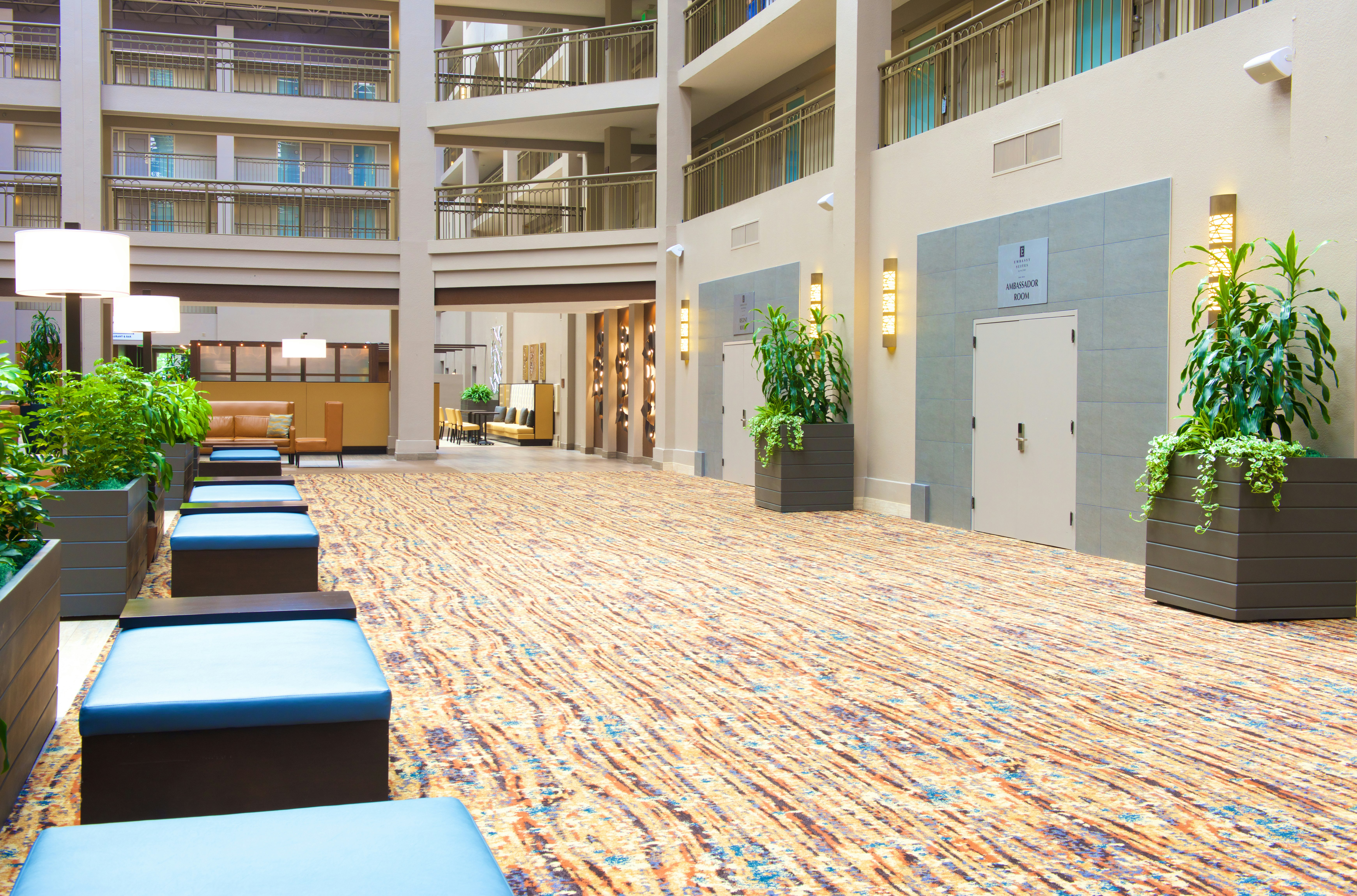 Embassy Suites by Hilton Seattle Bellevue 54/76