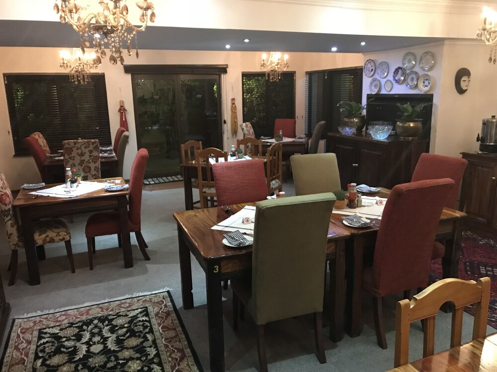 The Crown Guesthouse 38/50