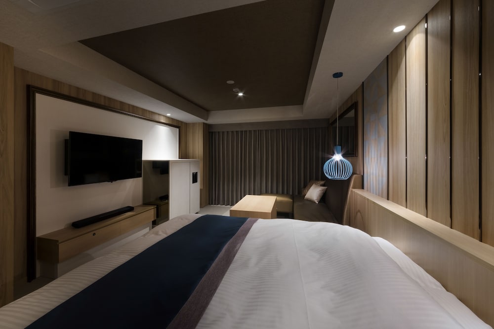 STANDARD, KING BED