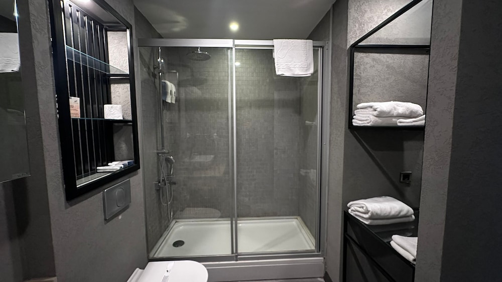 Rys Hotel 46/49