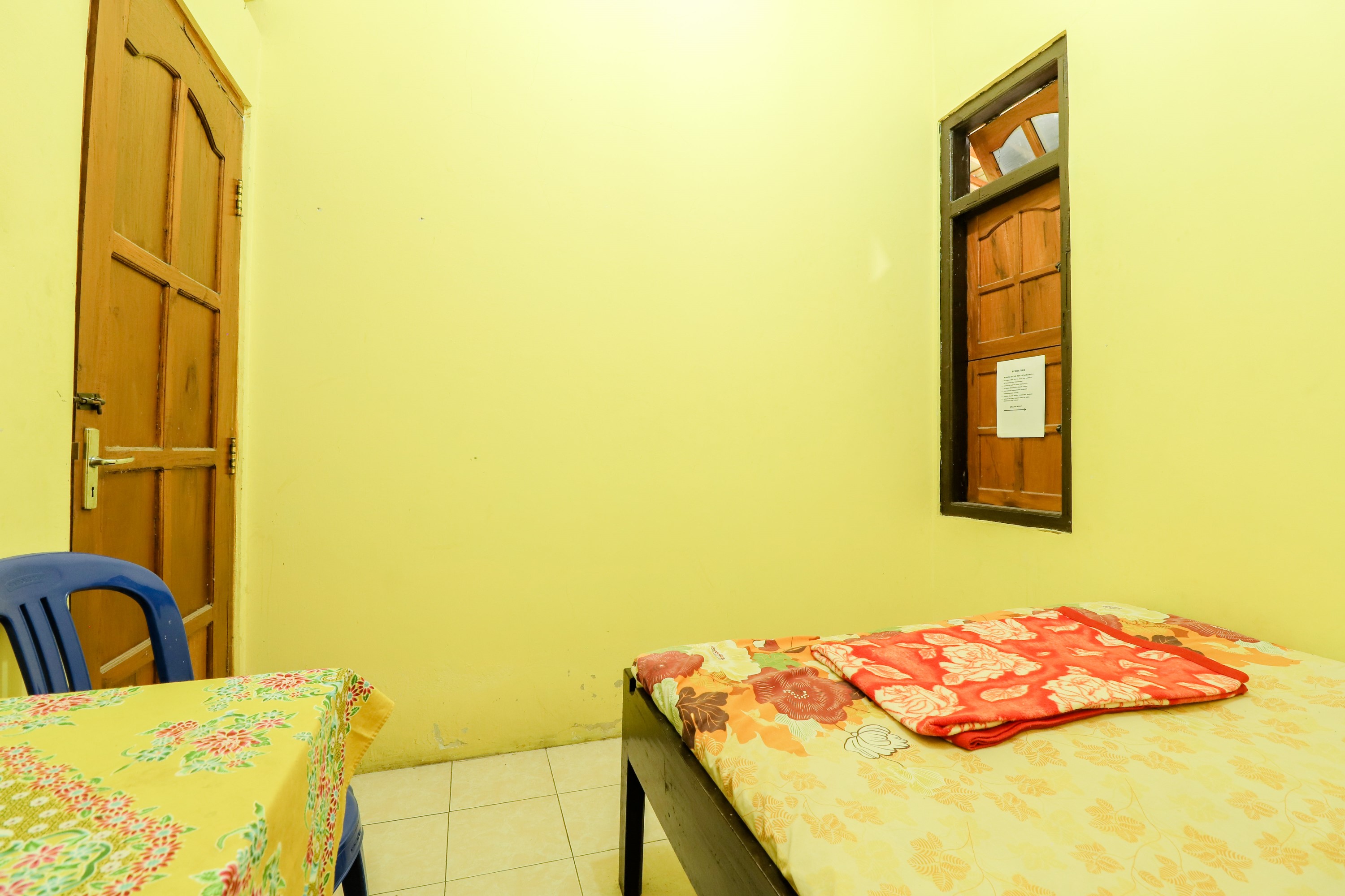 Standard, Double Bed, Shared Bathroom