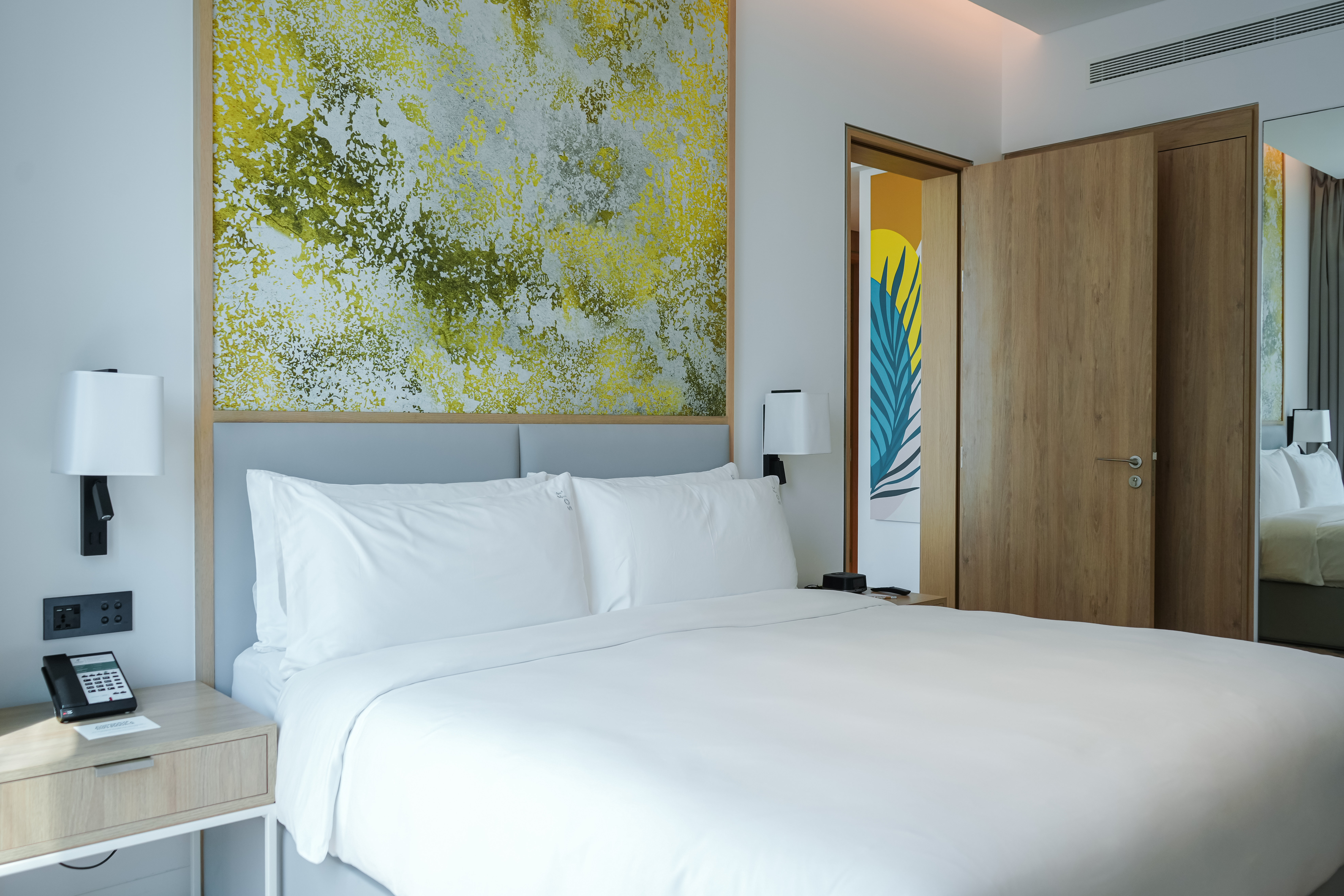 Holiday Inn Dubai Business Bay 16/54