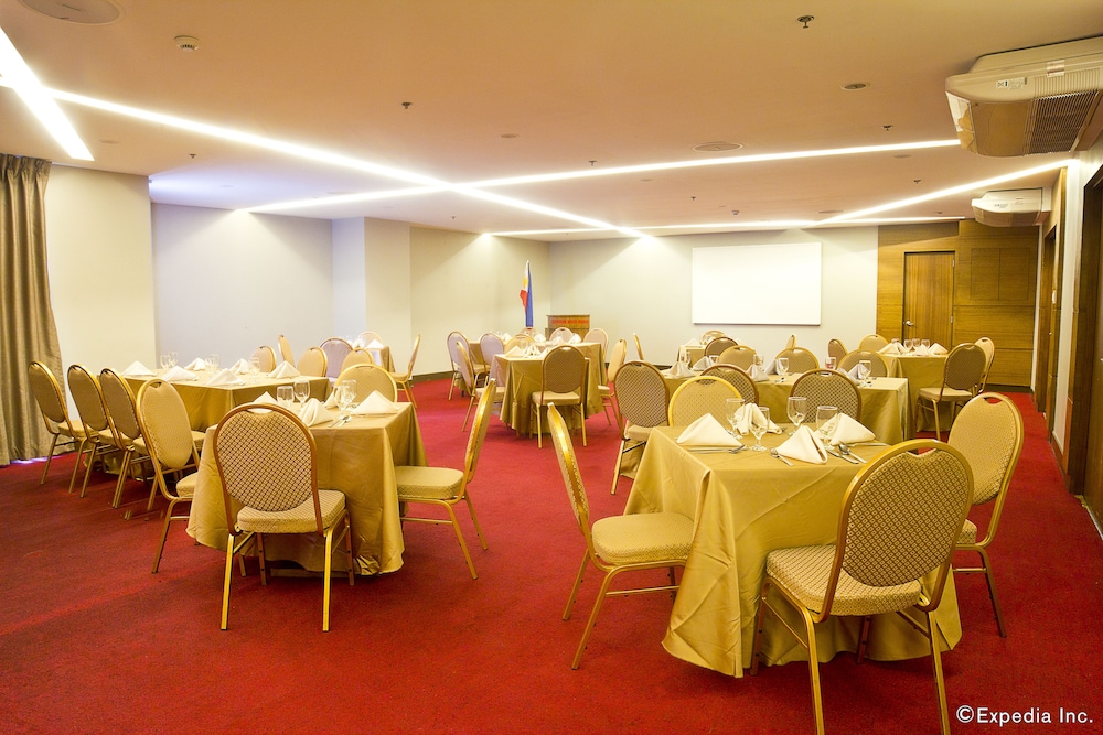 Armada Hotel Manila 44/49