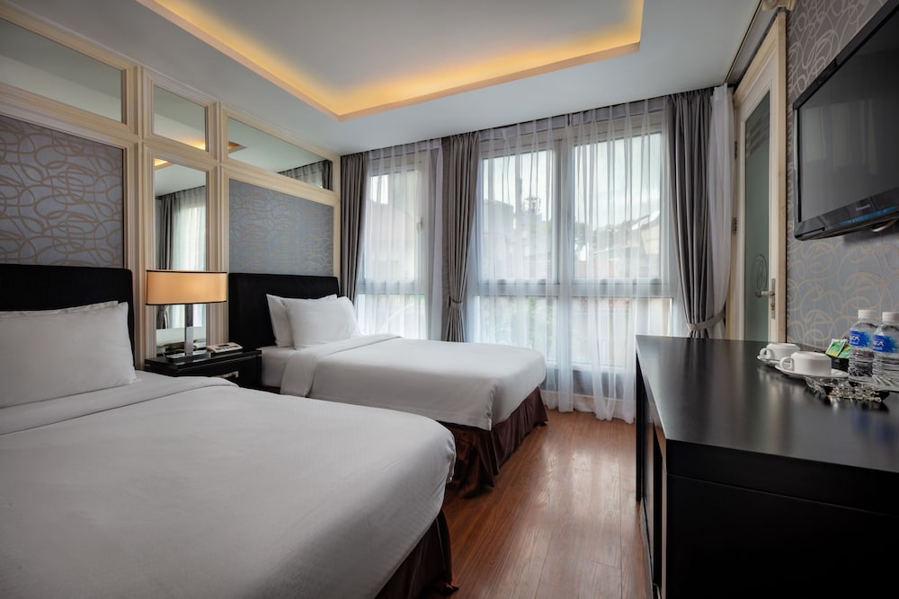 Classy Boutique Hotel 15/35
