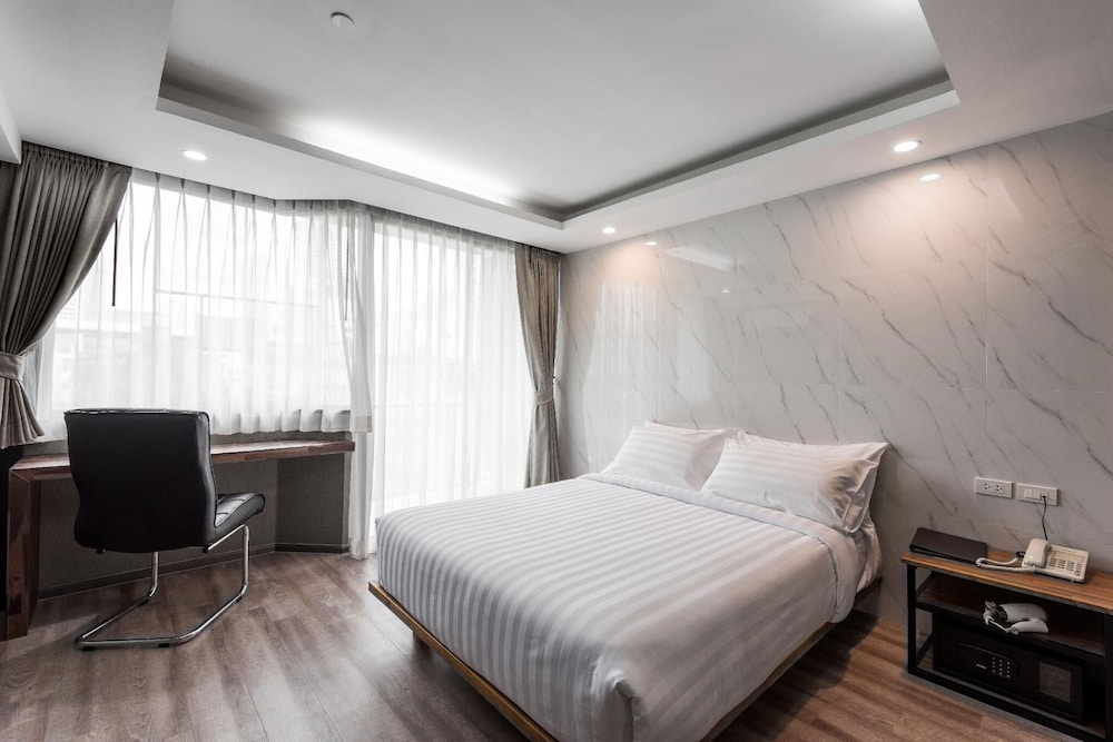 Bangkok City Link Hotel 15/40
