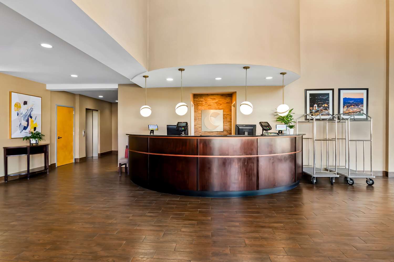 Comfort Suites Salem Roanoke I 81 5/24