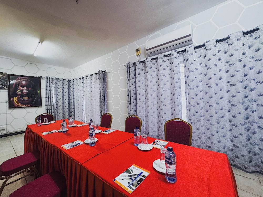Milele Beach Hotel 29/50