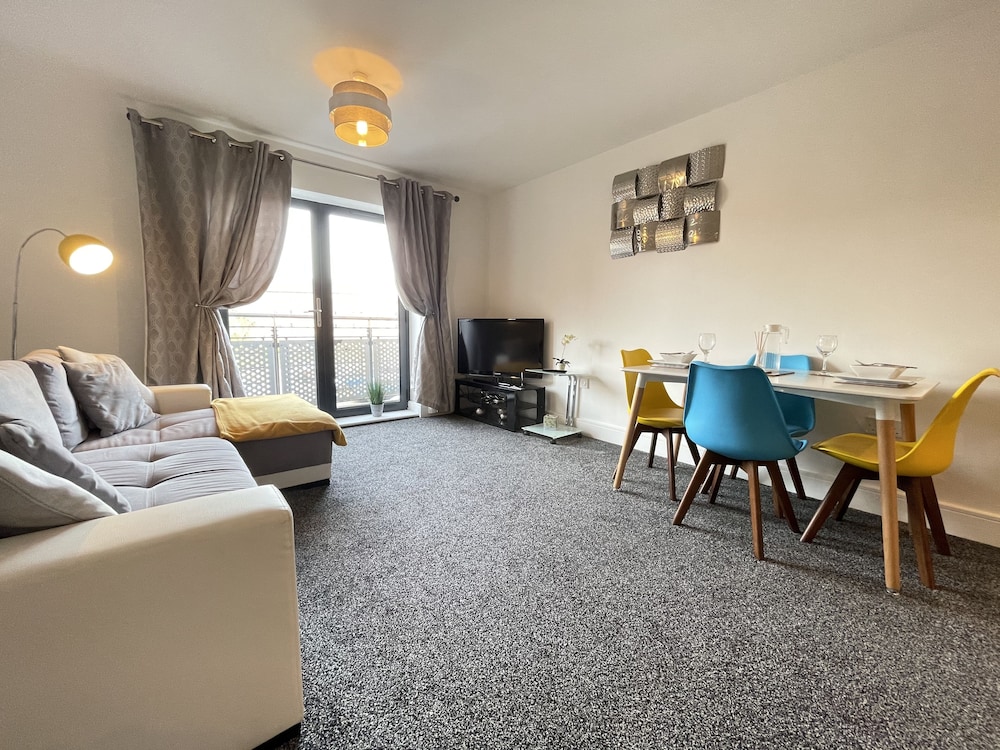 Grand Central Apartments 32/50