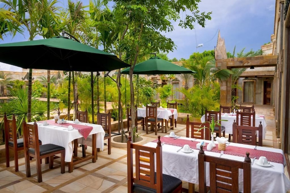 MODEL ANGKOR RESORT AND RESIDENCE 44/50