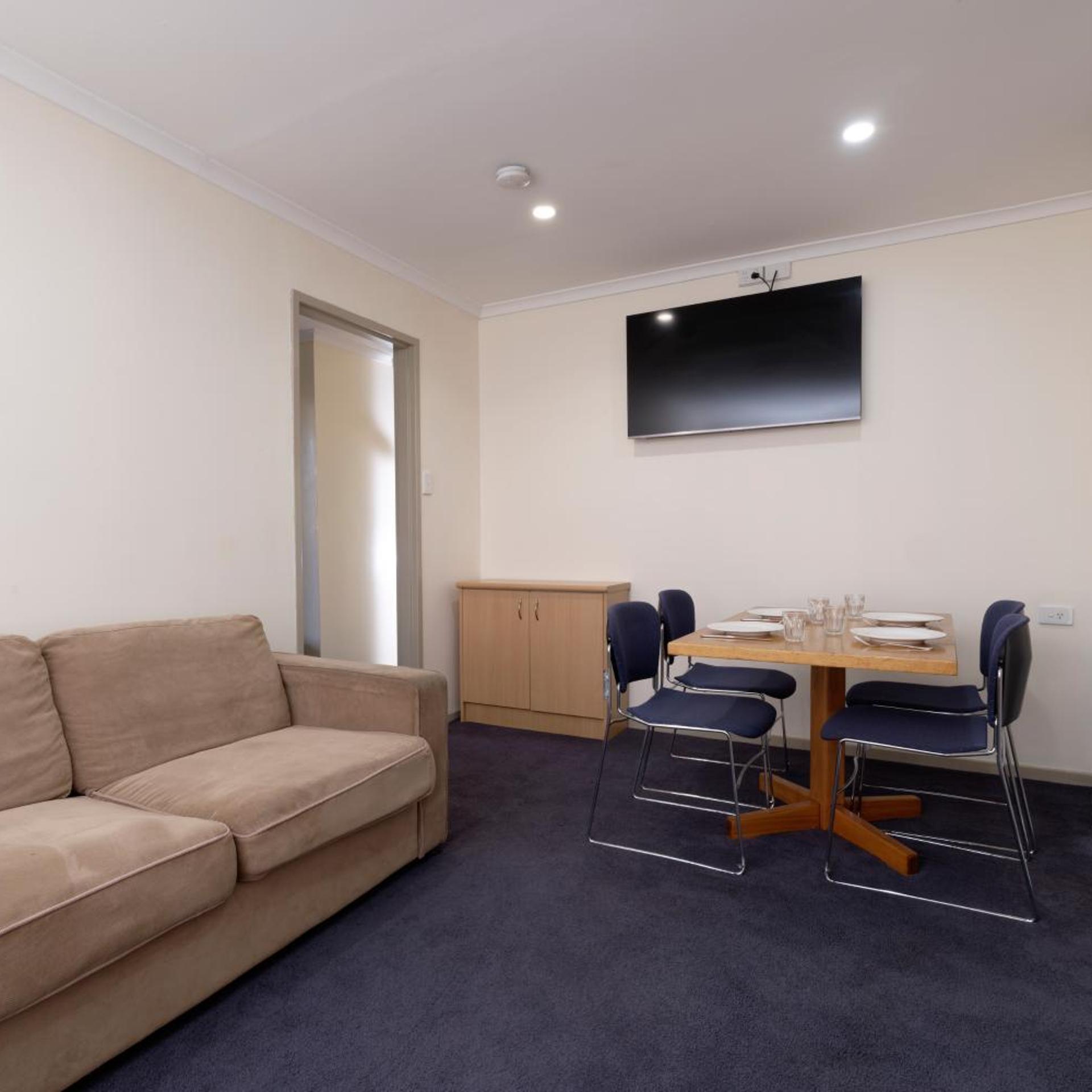 Keilor Motor Inn 18/26