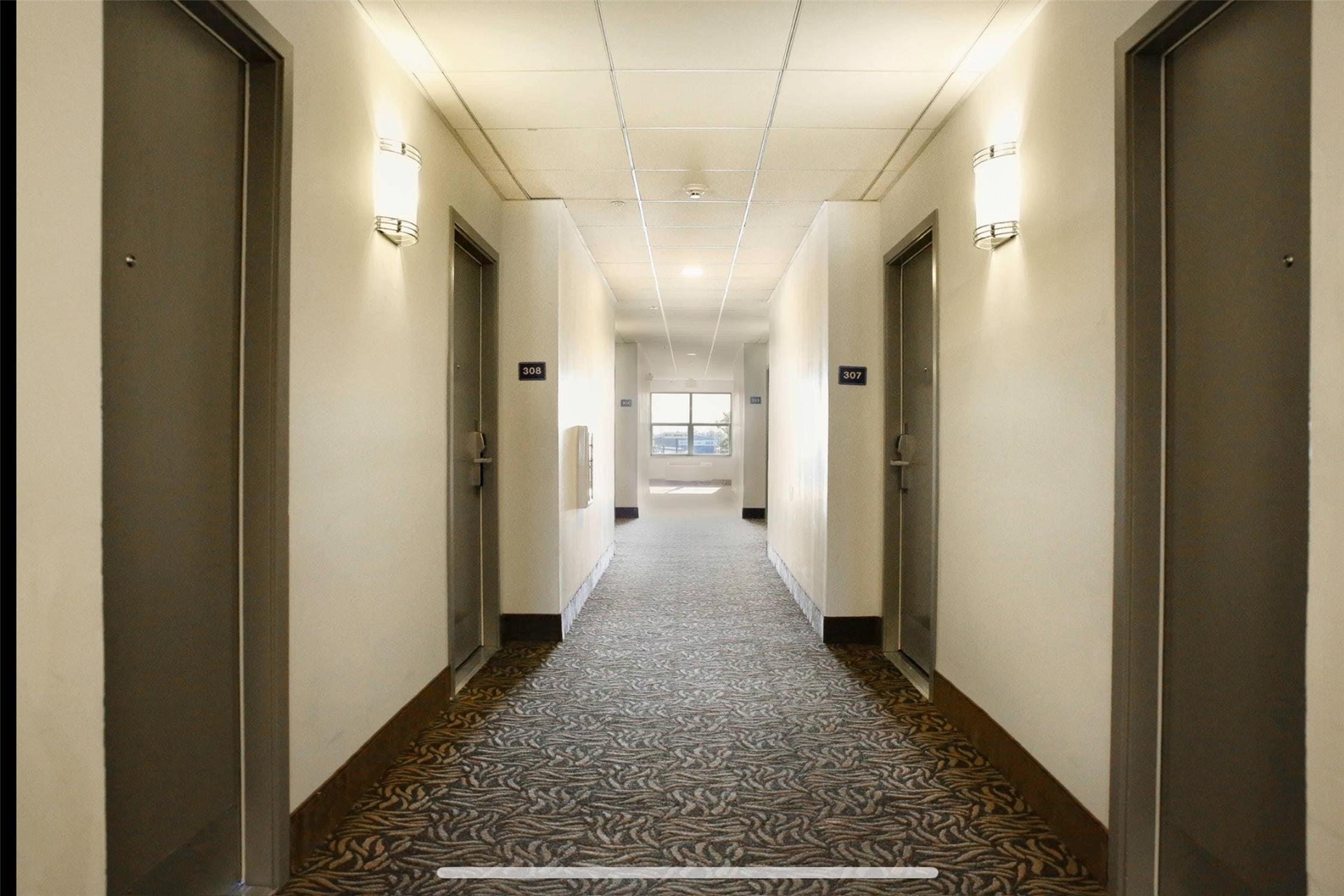 The Hanford Hotel 3/38