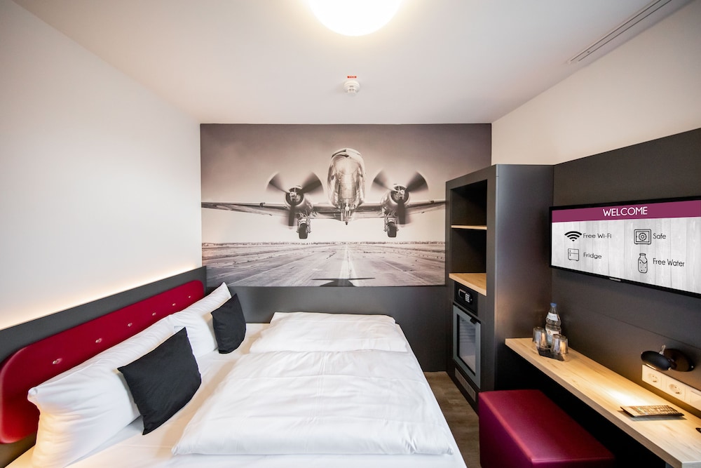 Airport Hotel Dürscheidt 26/56