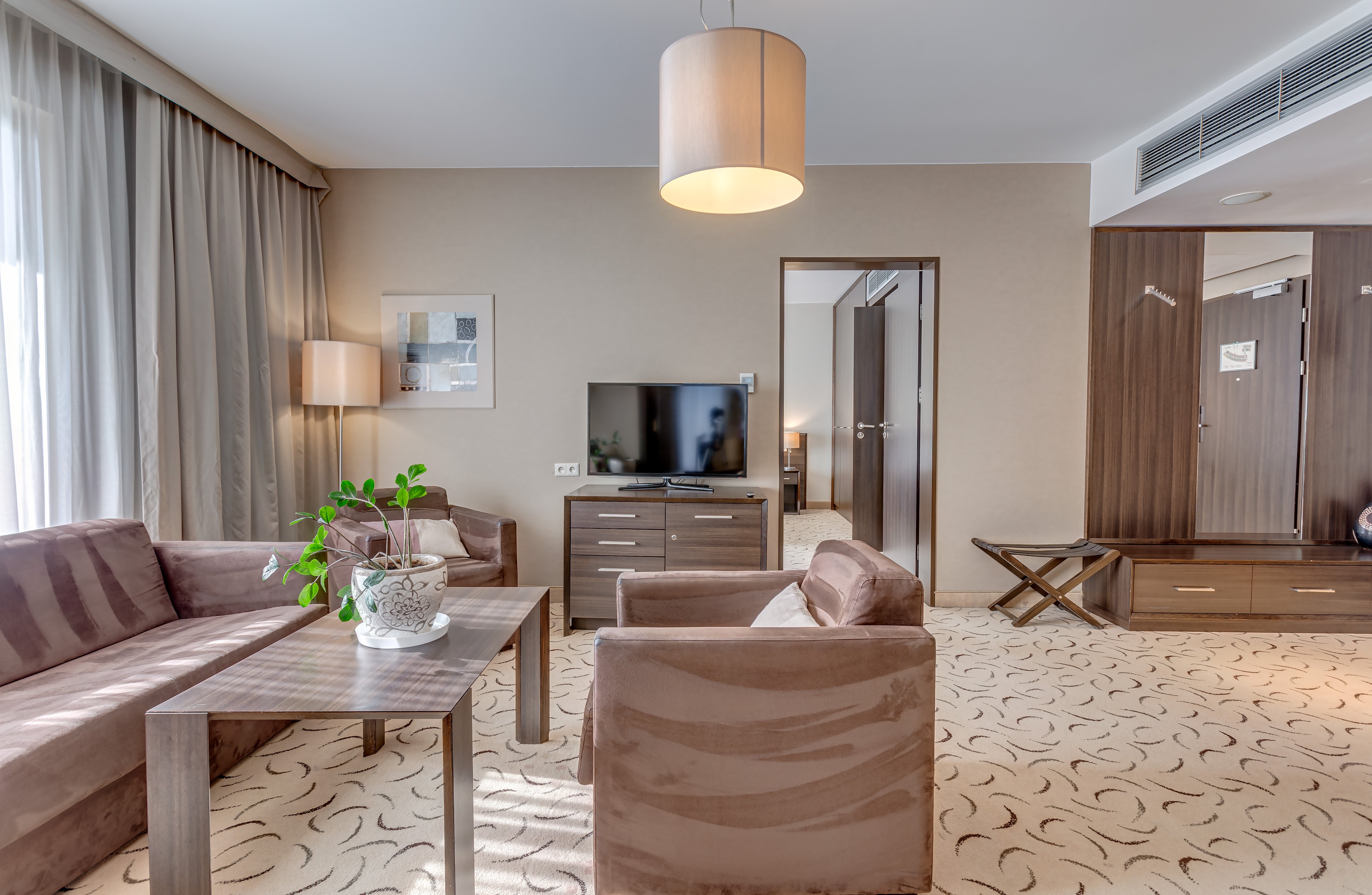 Holiday Inn Warsaw Jozefow 31/50