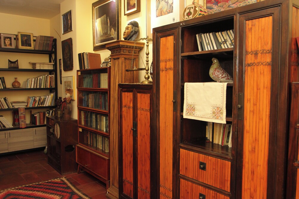 Silk Road Hotel 34/49