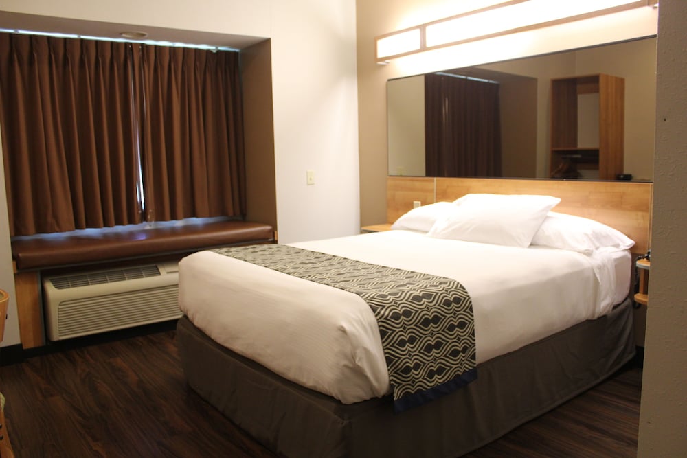 Microtel Inn & Suites by Wyndham York 8/45