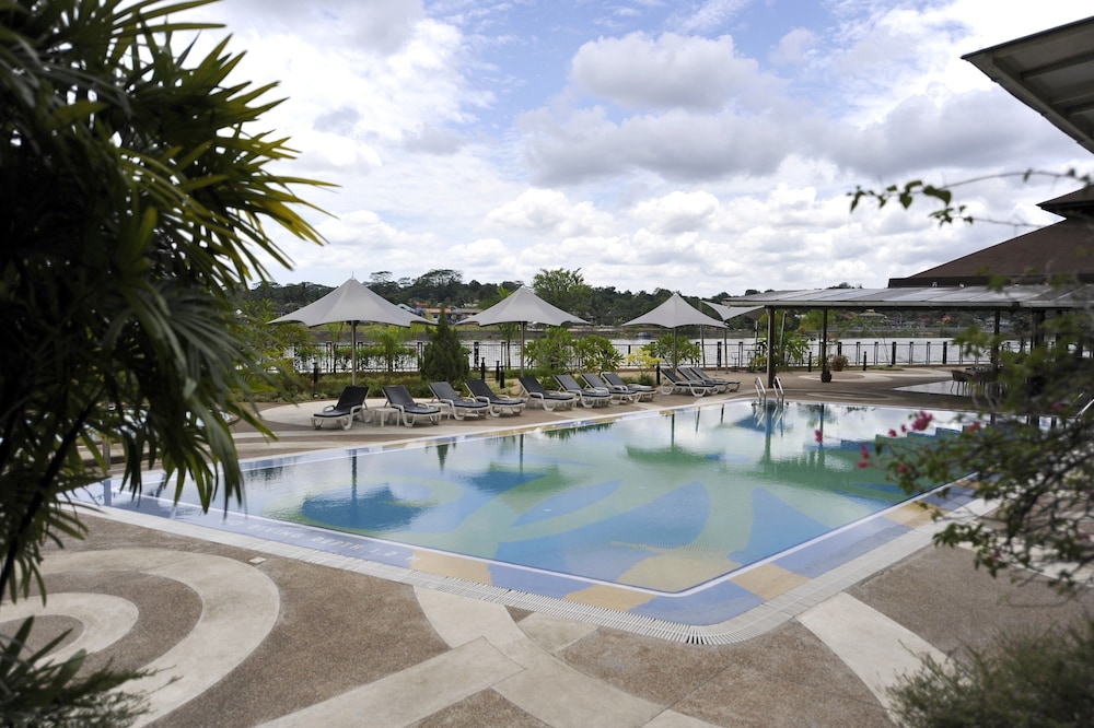 Grand Margherita Hotel 29/32