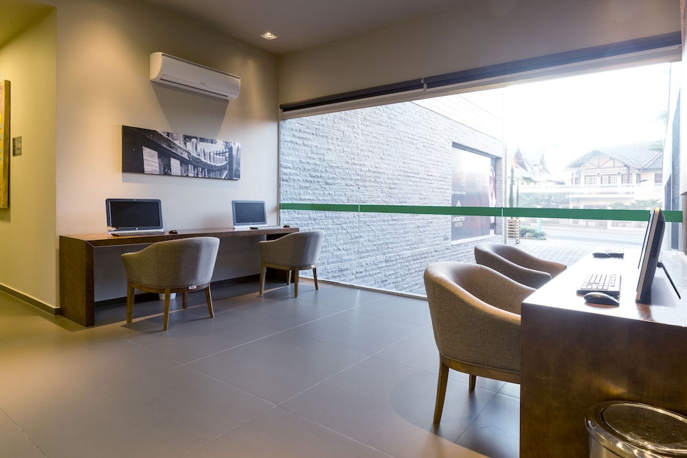 Hotel Laghetto Pedras Altas 53/63