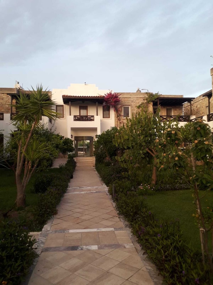 Kivanc Suit Hotel Yalikavak 26/31