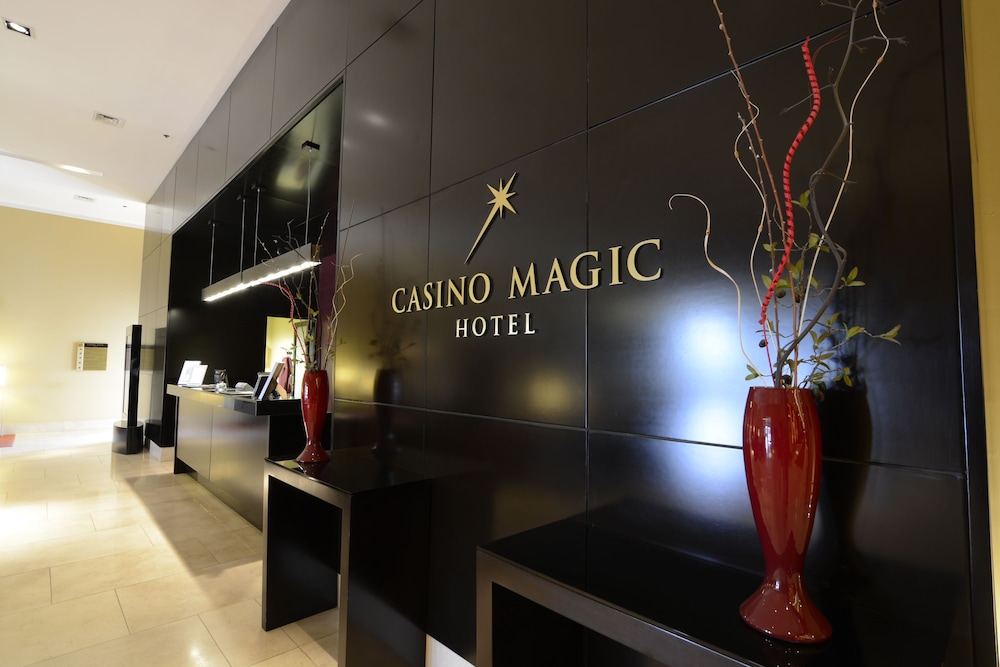Hotel Casino Magic 46/53