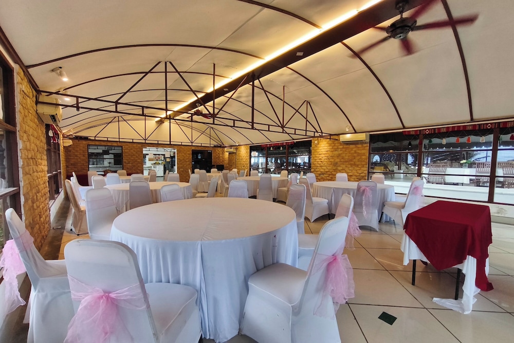 Al Safina Kijal Beach Resort & Restaurant 27/47
