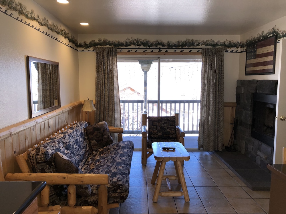 Fireside Lodge 33/50
