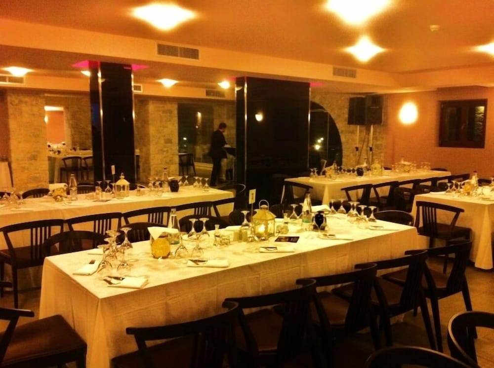 AKTAION RESORT 32/52