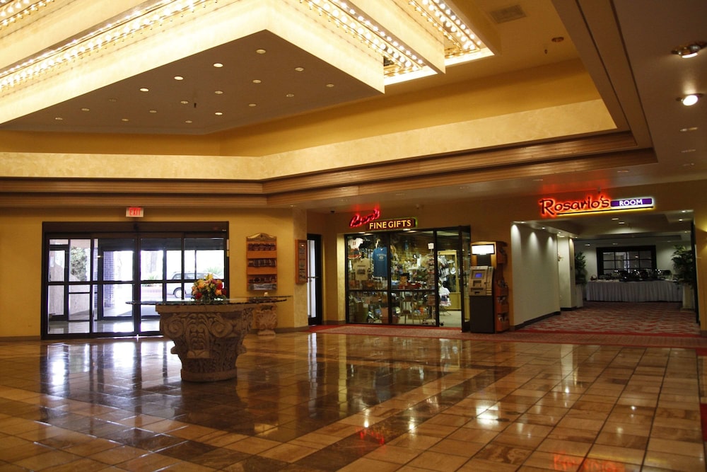 Ramada by Wyndham Viscount Suites Tucson East 22/38