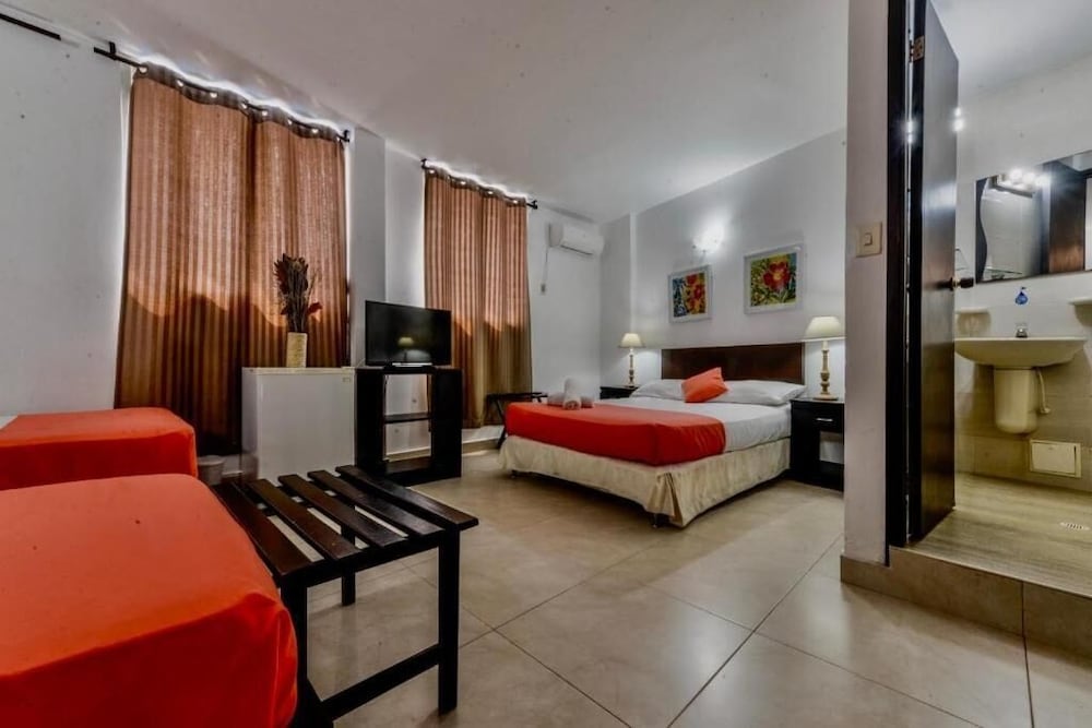 Hotel Verde Mar 15/34