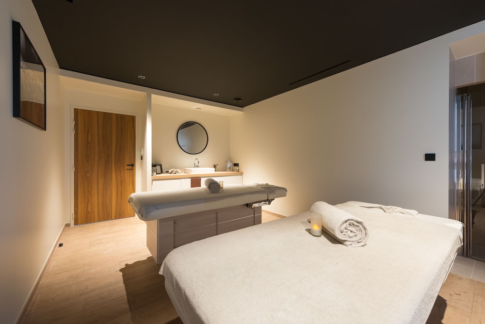 Le Richebourg Hotel Restaurant Spa 22/44