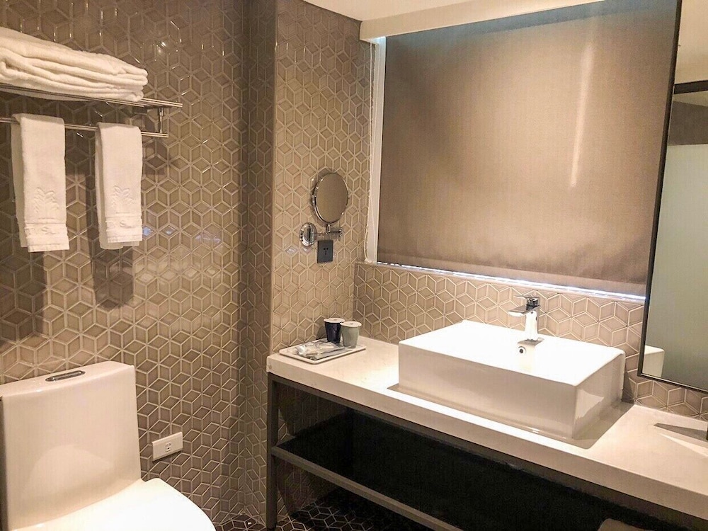 City Suites Taoyuan Station 2/50