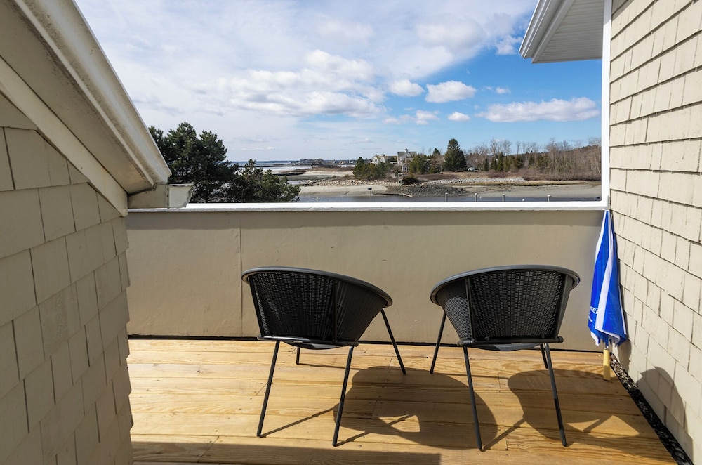 The Breakwater Inn and Spa 22/47