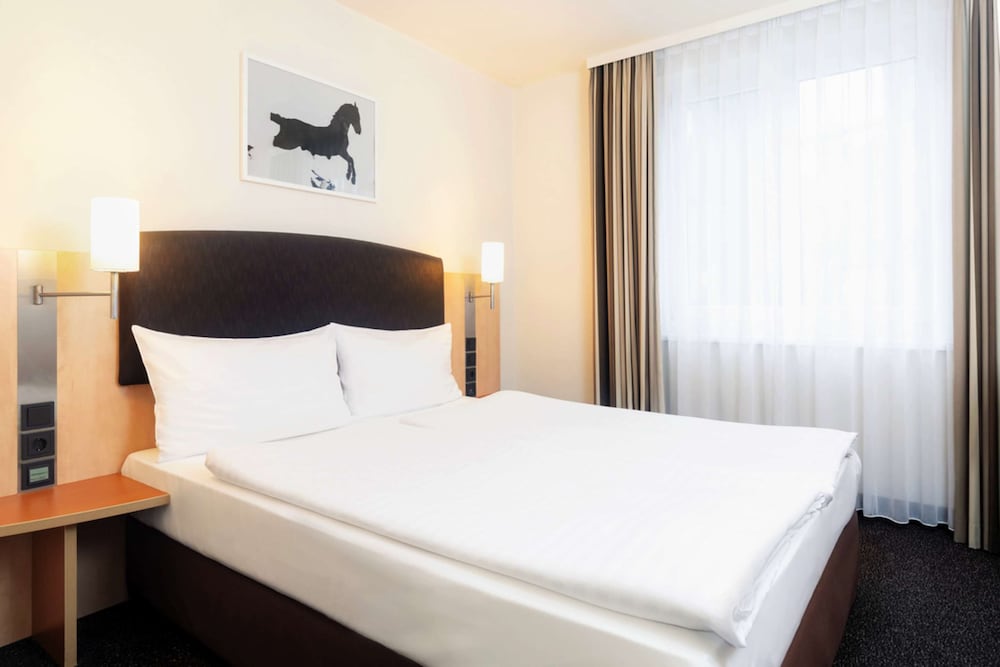 Intercity Hotel Wien 31/65