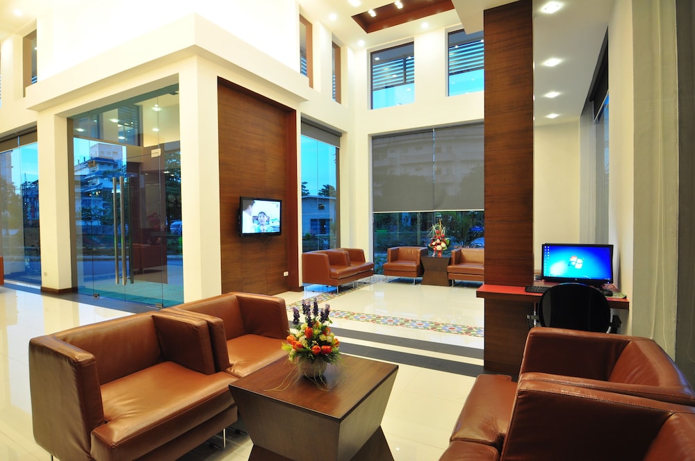 The Color Hotel Hat Yai 19/25