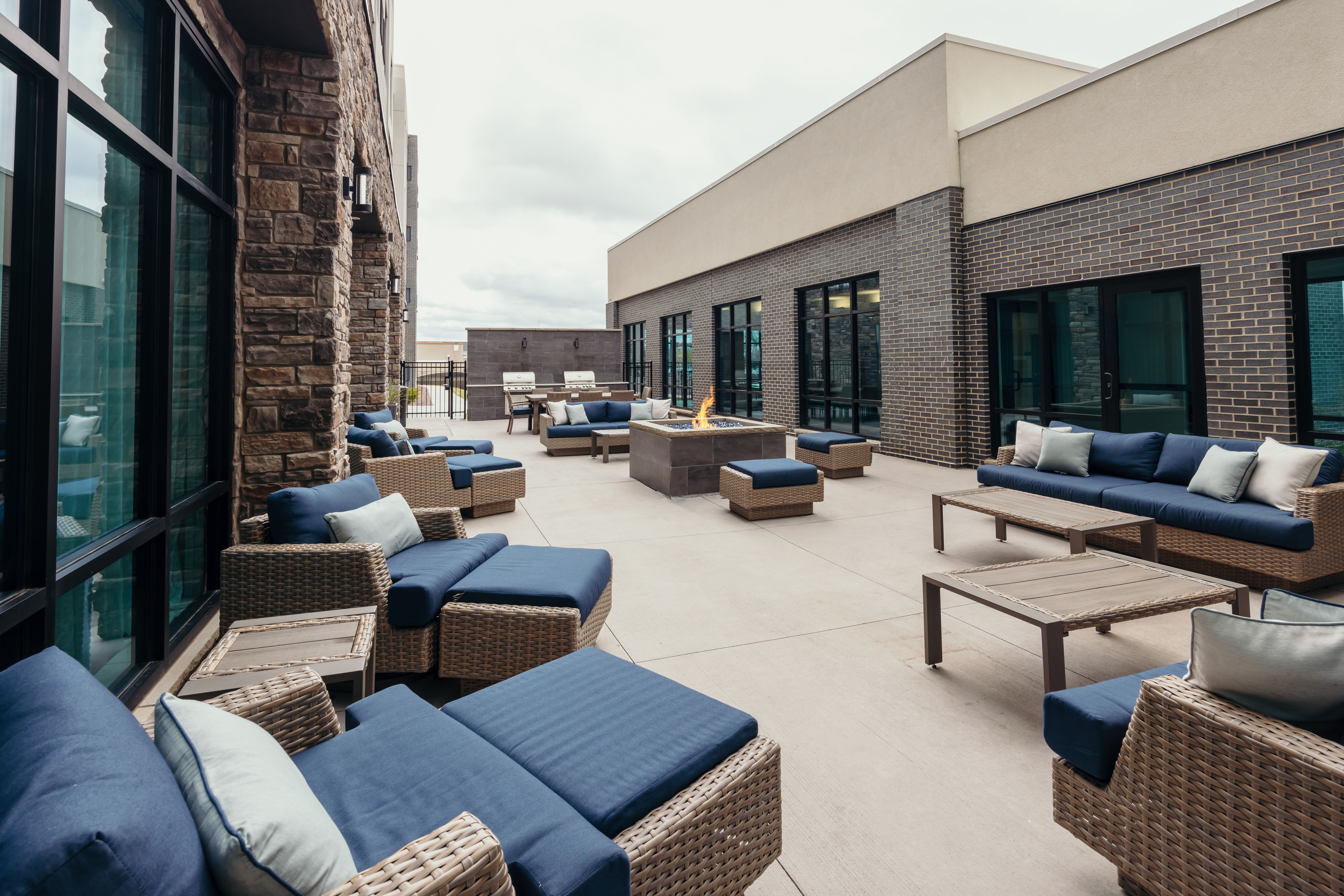 STAYBRIDGE SUITES Des Moines North - Ankeny an IHG Hotel 18/25