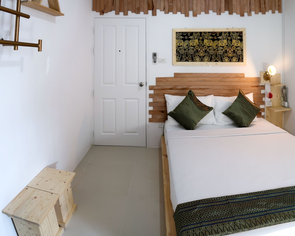 STANDARD, DOUBLE BED
