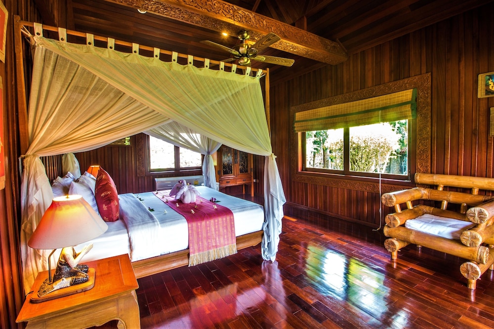 Erawan Villa Hotel 9/50