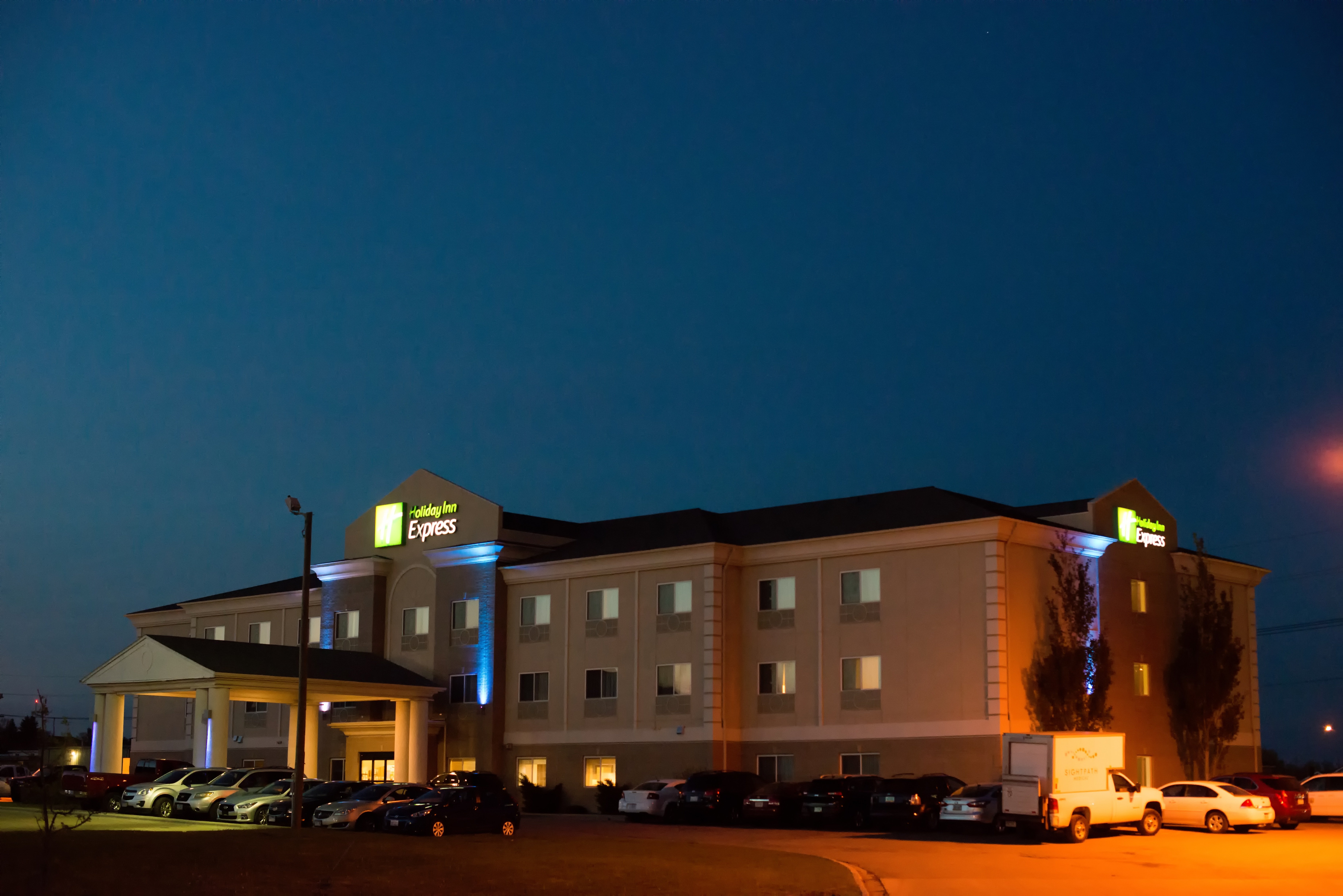 Holiday Inn Express Devils Lake 1/21