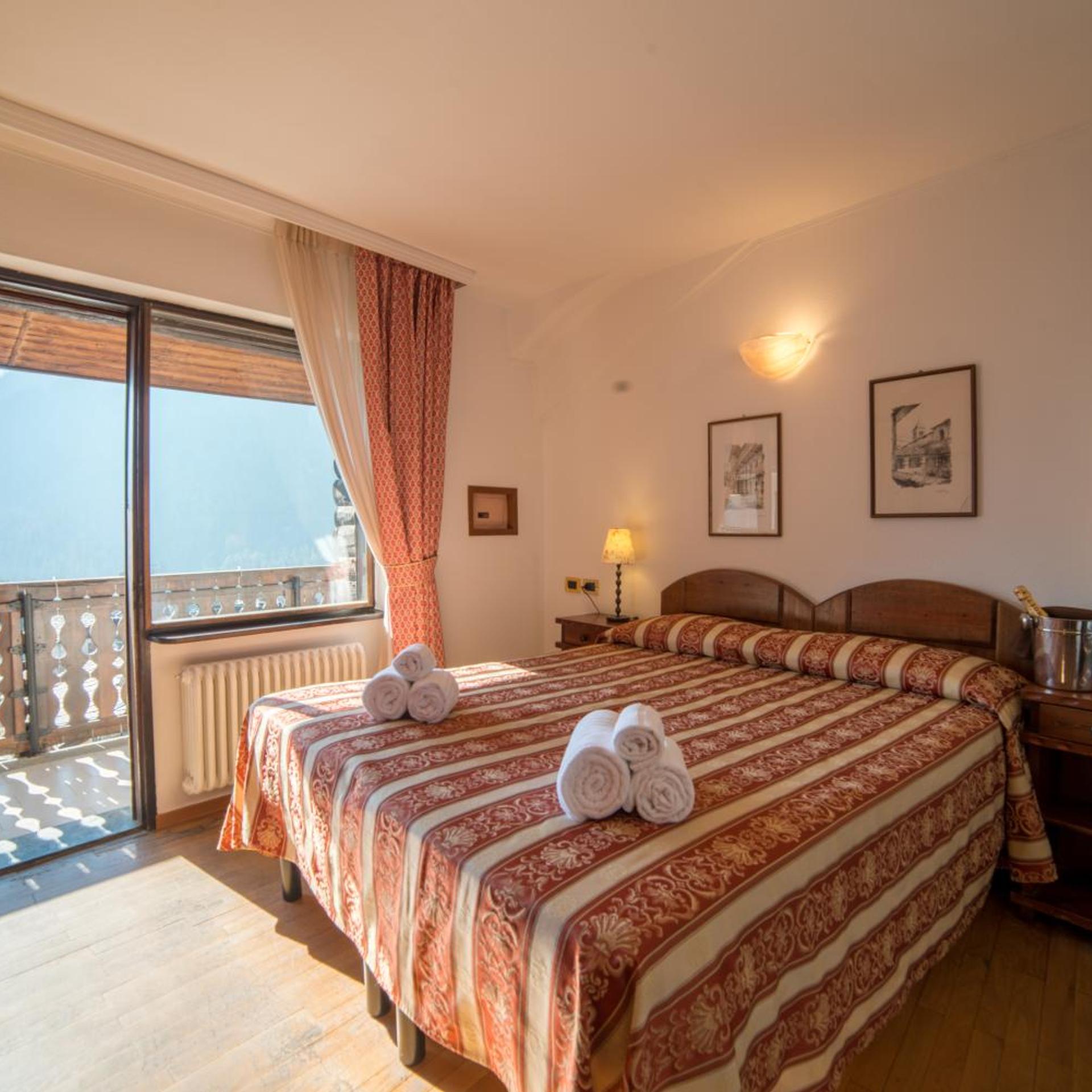 Ski Hotel Italia 20/54