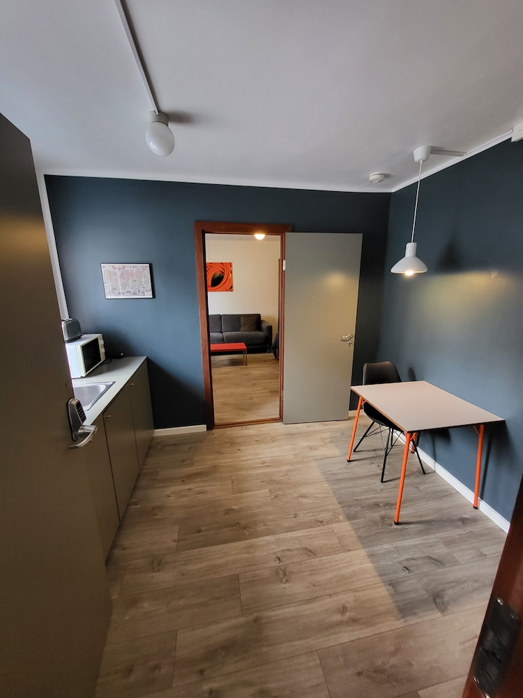 Grettir Apartments 20/50