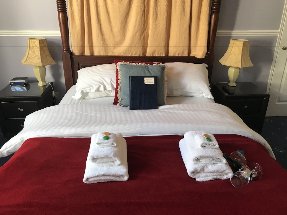 Kempfield House Hotel 12/50