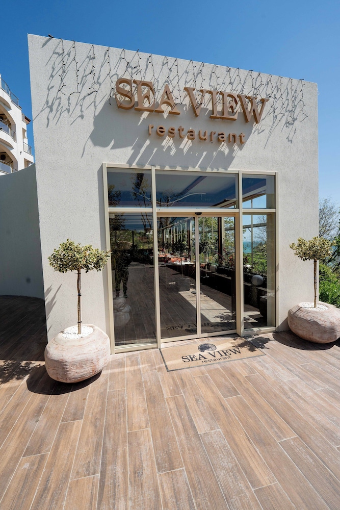 Boutique Hotel Aqua View 3/50