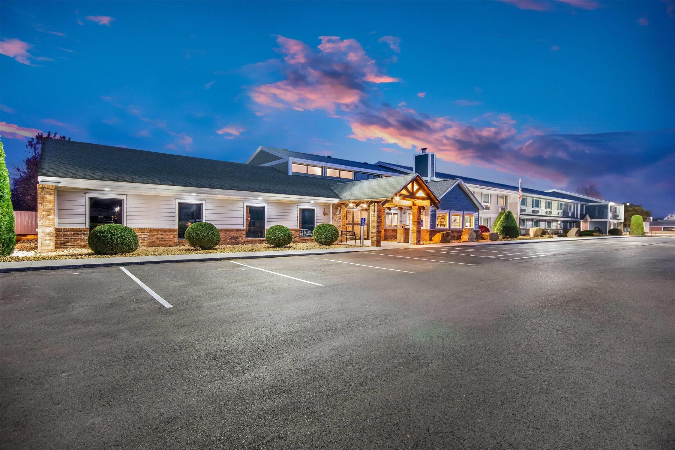 Americinn By Wyndham St. Peter 11/14